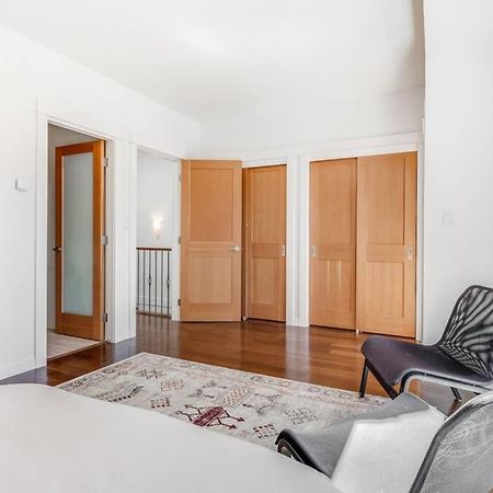 Cedar Hill Sunlit Stay - Bright Spacious & Modern Victoria Exteriér fotografie