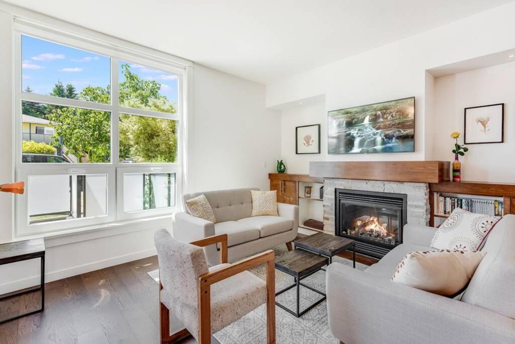 Cedar Hill Sunlit Stay - Bright Spacious & Modern Victoria Exteriér fotografie