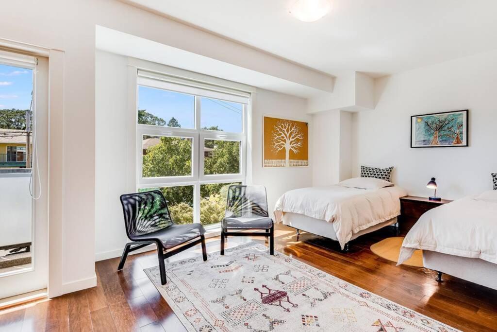 Cedar Hill Sunlit Stay - Bright Spacious & Modern Victoria Exteriér fotografie