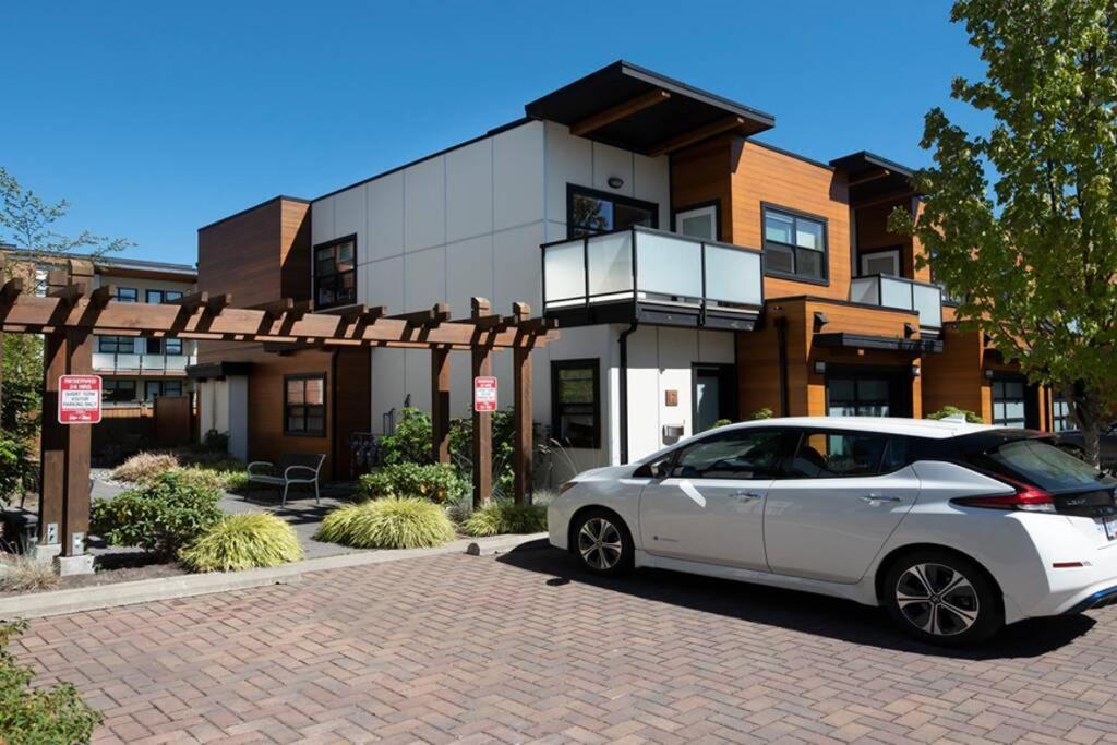Cedar Hill Sunlit Stay - Bright Spacious & Modern Victoria Exteriér fotografie