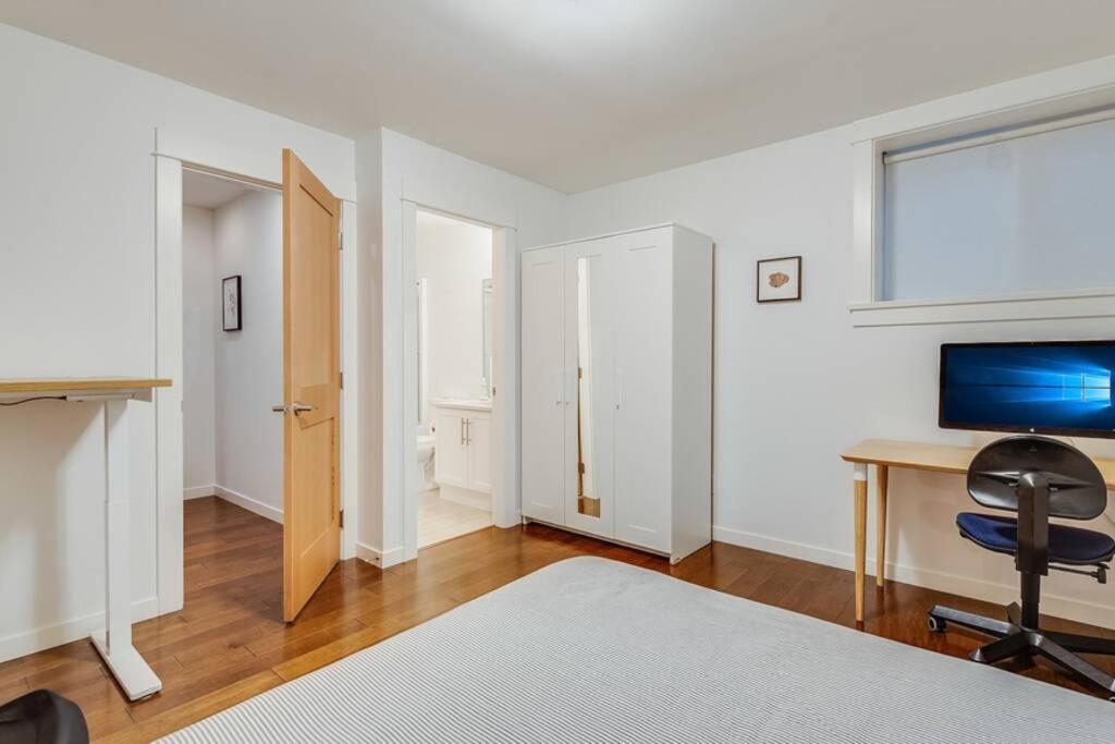 Cedar Hill Sunlit Stay - Bright Spacious & Modern Victoria Exteriér fotografie